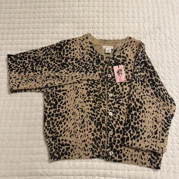 NWT- Leopard Print Cardigan - Picture 7 of 7